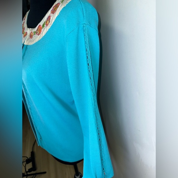 VINTAGE NWT Joseph A. Embroidered Turquoise Sweater - Picture 7 of 10